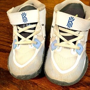EUC Nike Toddler white Kyrie sneakers size 10C